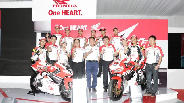 Pesan Marquez dan Pedrosa untuk 2 Pebalap Muda Indonesia 