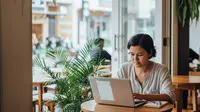 Work from Cafe Kian Populer, Mengapa Kafe Jadi Pilihan Favorit untuk Bekerja?