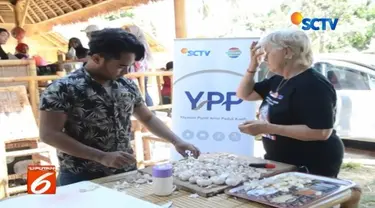 Yayasan Pundi Amal Peduli Kasih (YPP) bersama para koki profesional, bantu korban gempa di Lombok dengan sediakan sejumlah bahan makanan untuk kebutuhan di pengungsian.