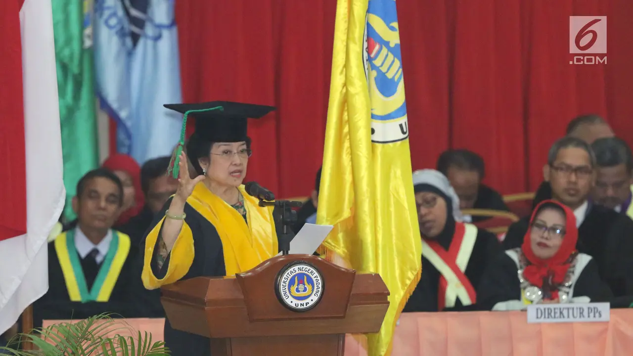 Megawati Terima Gelar Doktor Honoris Causa Kelima