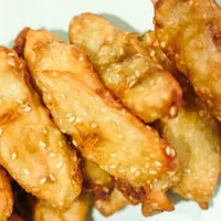 Ilustrasi pisang goreng. (Foto: Instagram/@pisanggorengkrenyesok)