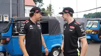 Melokal Banget! Fabio Di Giannantonio dan Franco Morbidelli Jajal Naik MRT dan Bajaj