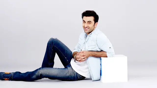 Hempaskan Katrina Kaif, Ranbir Kapoor Punya Gandengan Baru