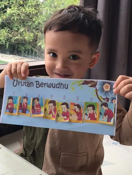 Seperti diketahui, Xabiru adalah anak pertama dari pasangan Rachel Vennya dan Niko Al Hakim yang lahir pada 12 Desember 2012. (Foto: instagram.com/rachelvennya)