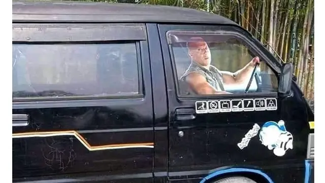 6 Potret Nyeleneh Salah Kira Orang, Perlu Lihat Dua Kali