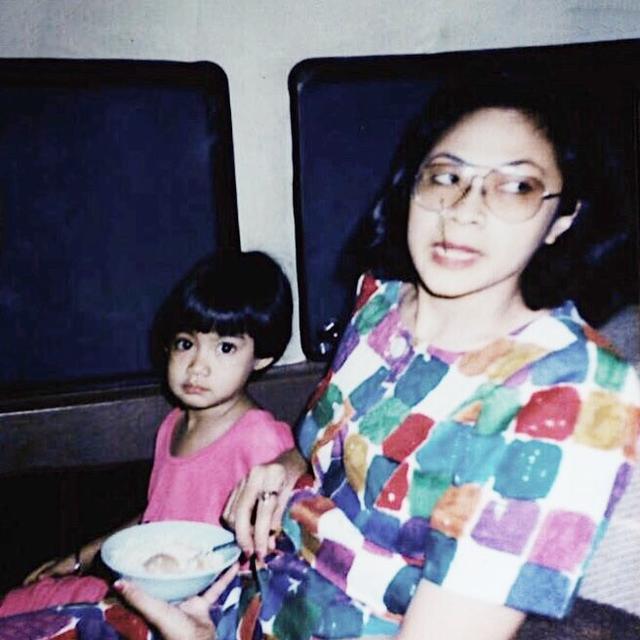 Potret Jadul Seleb Tanah Air Dengan Ibunya