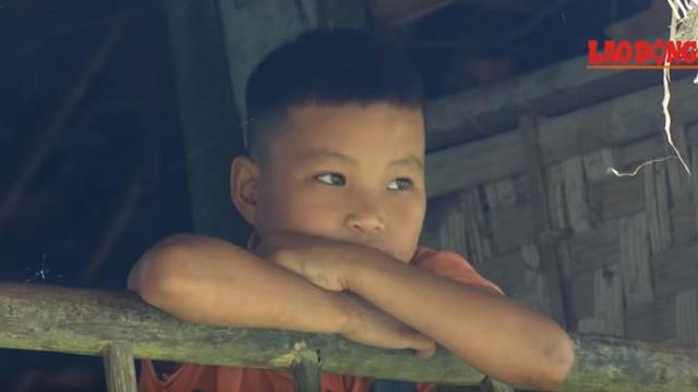 Bintangbola - Kisah Pilu Bocah Berusia 10 Tahun yang Kehilangan Orangtua dan Ditinggalkan Kakek Nenek