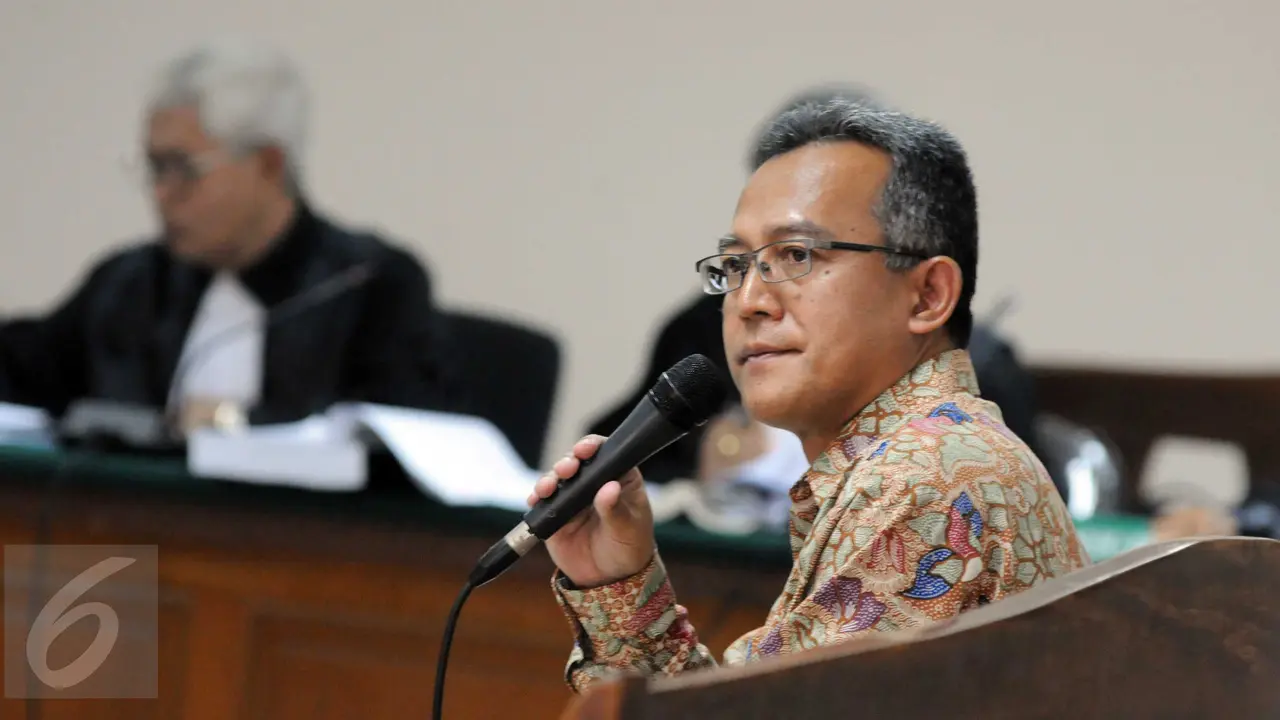 20151112-Hakim Tripeni Akui Terima Uang dari OC Kaligis-Jakarta