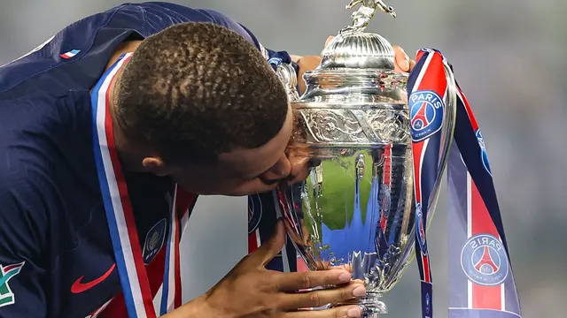 Foto: Hadiah Terakhir Mbappe untuk PSG, Berikan Gelar Juara Coupe De France 2023/2024