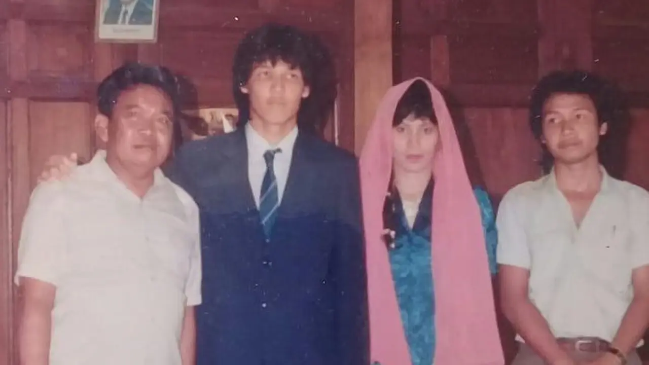 Ricky Yacobi, Hari Purnomo