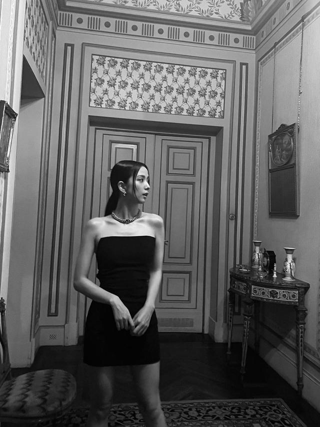 8 Pesona Jisoo Blackpink saat Hadiri Cartier Gala 2022 di Madrid, Banjir Pujian