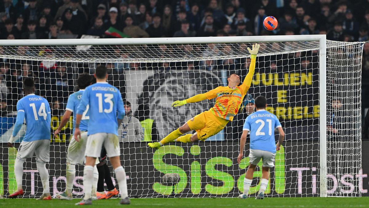 Emil Audero Jadi Tembok Kokoh, Cremonese Tahan Imbang Lazio di Liga Italia