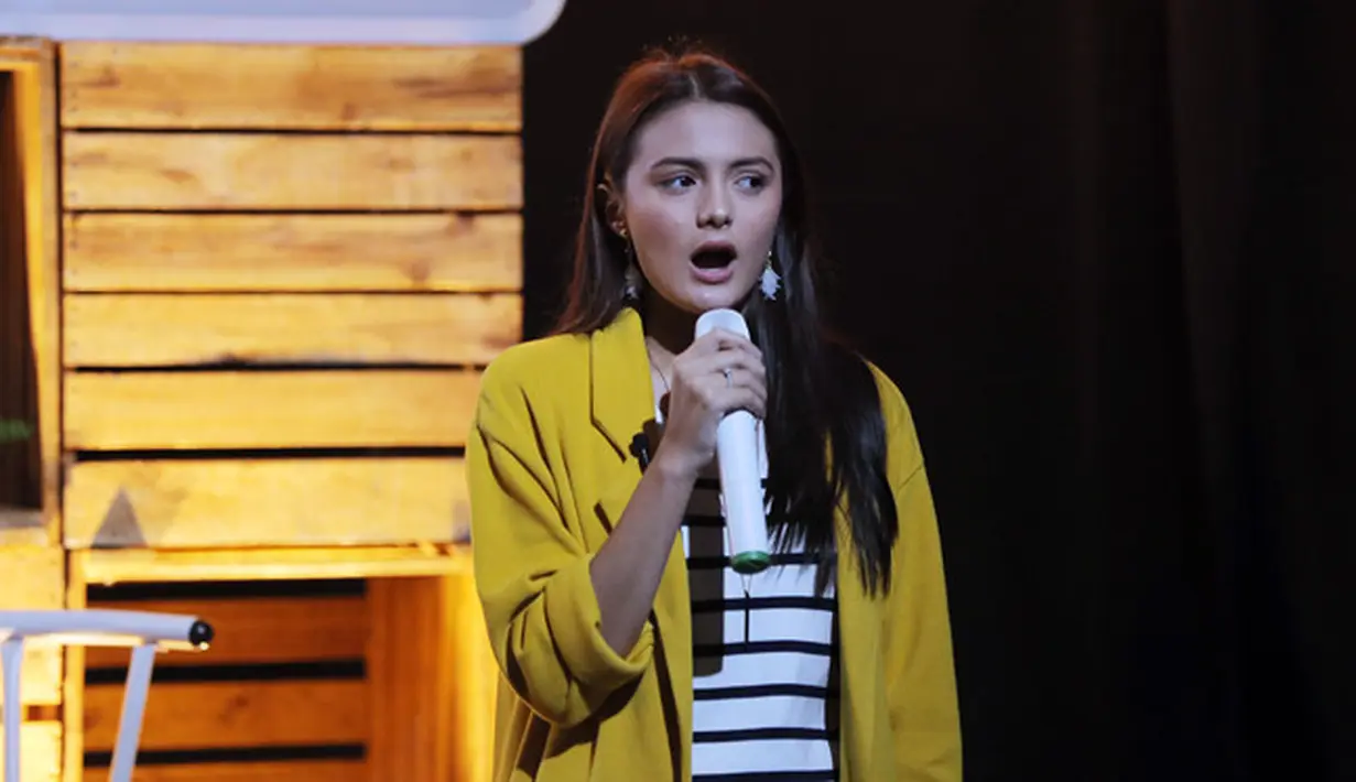 Agar terhindar dari narkoba, Amanda menjelaskan bahwa seseorang harus bisa memilih-milih teman yang cocok untuk diajak bergaul dan juga melakukan hal yang lebih bermanfaat. (Deki Prayoga/Bintang.com)