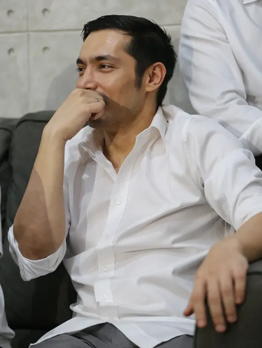 Abimana Aryasatya (Adrian Putra/Fimela.com)