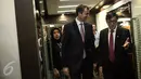 Menkumham Yasonna Laoly ketika menerima kedatangan Menteri Kehakiman Australia, Michael Keenan berbincang di Kemenkumham, Jakarta, Selasa (9/8). Keduanya menteri hukum itu membahas terkait isu terorisme global. (Liputan6.com/Faizal Fanani)
