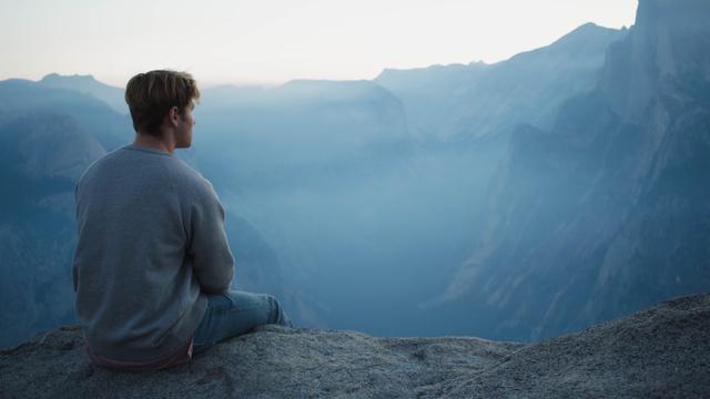 Ilustrasi sedih, merenung, berpikir