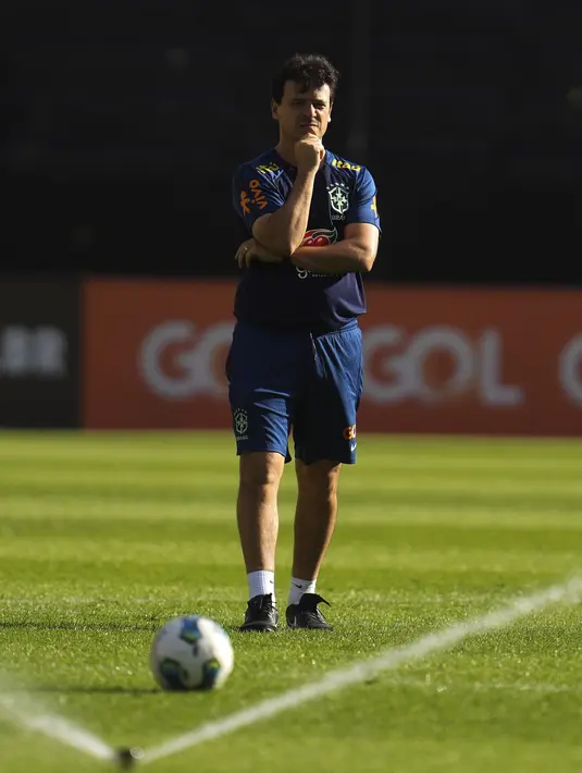 Performa tim asuhan caretaker Fernando Diniz ini terlihat mengalami penurunan. (AP Photo/Matilde Campodonico)