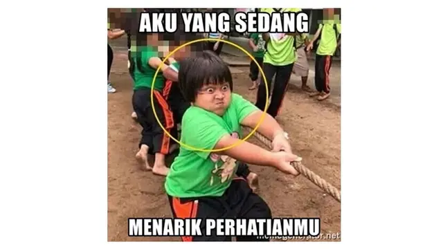 6 Jokes Lomba Tarik Tambang Ini Viral Jadi Meme, Bikin Ketawa