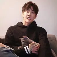 Minwoo (Foto: Instagram/sogogijuseyo)