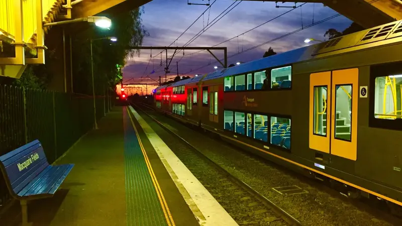 Kereta Terakhir Berangkat...Hantu Ini Bergentayangan di Stasiun