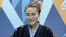 <p>Fina Philipe pernah meraih medali emas dalam ajang Jakarta Brazillian Jiujitsu Open 2019. Kemenangan itu menjadi medali emas pertamanya. (Instagram/lafinaa)</p>