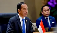 Presiden Jokowi bersama Anggota biro komite Inter-Parliamentary Union (IPU) untuk Pembangunan Keberlanjutan, Putu Supadma Rudana pada acara World Water Forum (WWF) 2024. (Foto: setpres/ istimewa).  