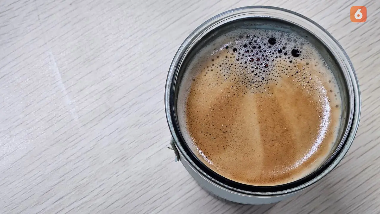 Ilustrasi Kopi, Minum Kopi, Kafein (Foto: Aditya Eka Prawira/Liputan6.com)