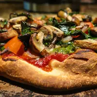 10 potret lezat pizza ini bisa bikin kamu mendadak ingin jadi vegetarian! (Via: spoonuniversity.com)