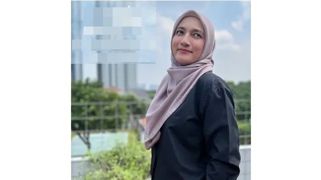 Berhijab Sejak 2019 Lalu, Ini 6 Potret Terbaru Sarah Amalia Mantan Istri Ariel NOAH