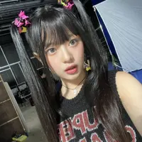 Membernya terdiri dari lima remaja cantik dan berbakat. Hanni termasuk salah satu yang mencuri perhatian. [Pinterest]