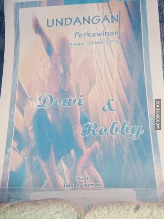 Desain Undangan Pernikahan Unik