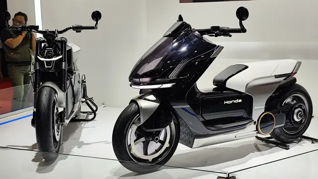 EV Fun Concept dan EV Urban Concept.