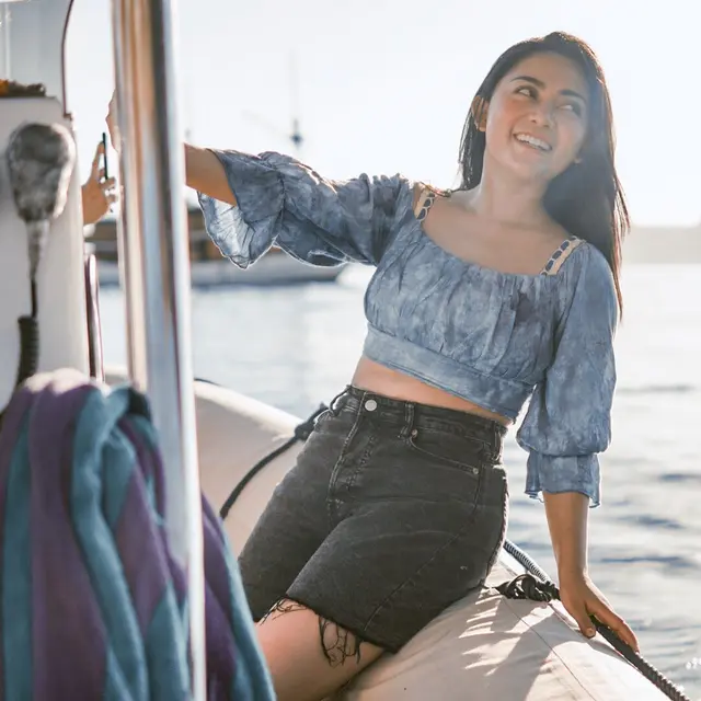 Potret Liburan Rachel Vennya di Labuan Bajo, Outfitnya Curi Perhatian. (Sumber: Instagram/rachelvennya)