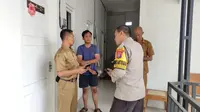 Polisi geledah kos- kosan di wilayah Banyuwangi untuk mencari pembuang bayi (Istimewa)