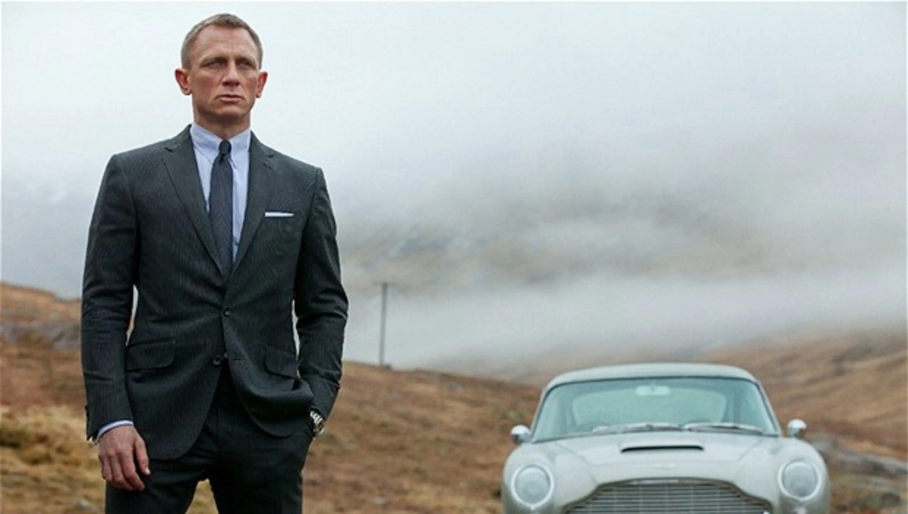 Daniel Craig, sosok yang dianggap tepat memerankan karakter James Bond, mata-mata asal Inggris.