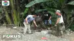 Modusnya para pelaku memanfaatkan jalan rusak untuk meminta uang secara paksa kepada sopir angkutan yang melintas di kawasan ini.