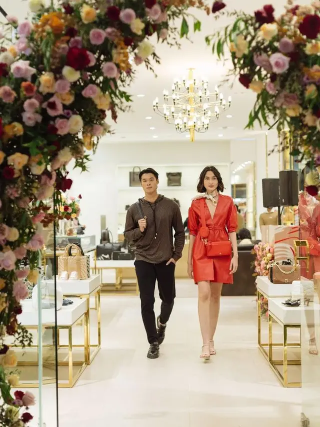 AIGNER Spring/Summer 2023 'Panta Rhei’