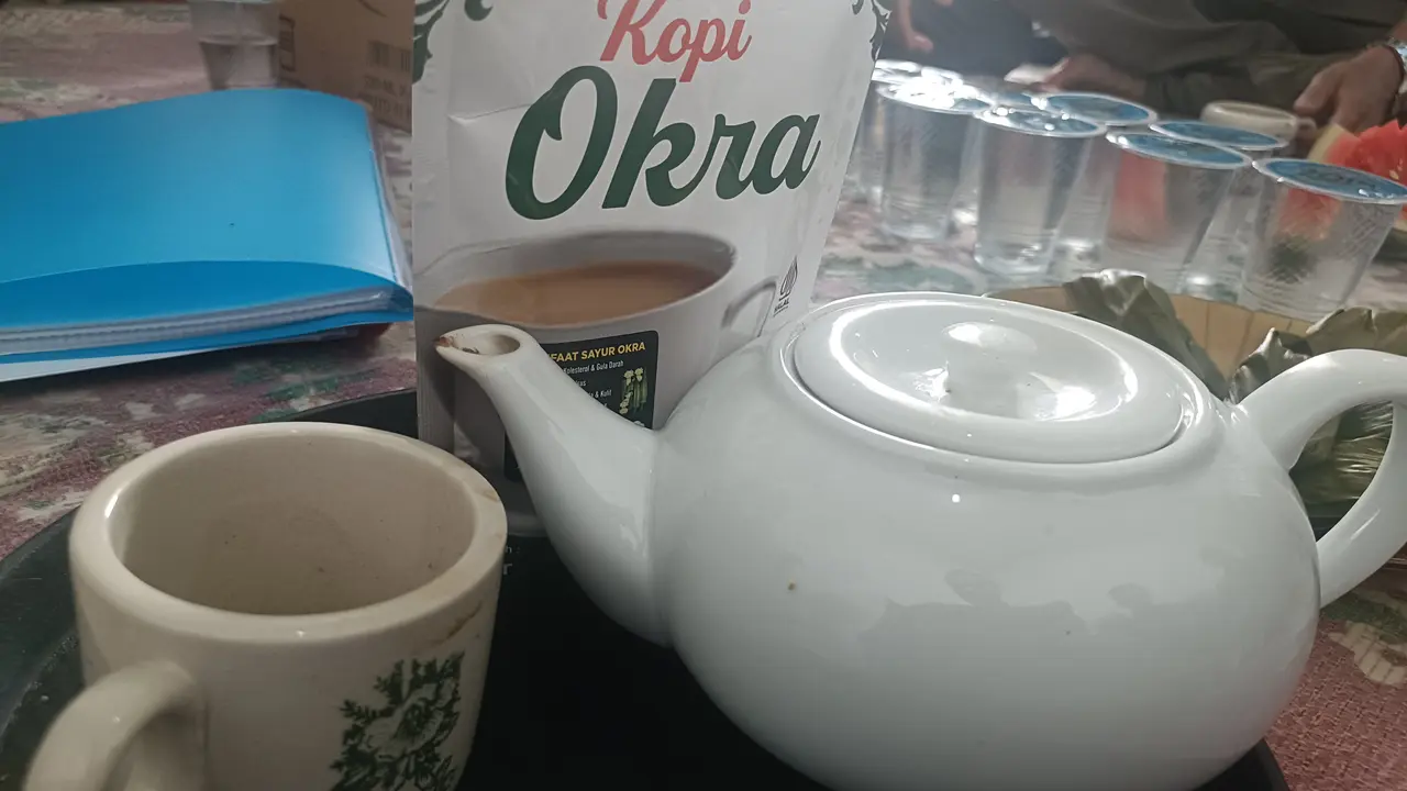 Kemasan Kopi Okra yang rasanya memberikan kehangatan dan mengontrol darah produk UMKM di Pekanbaru.