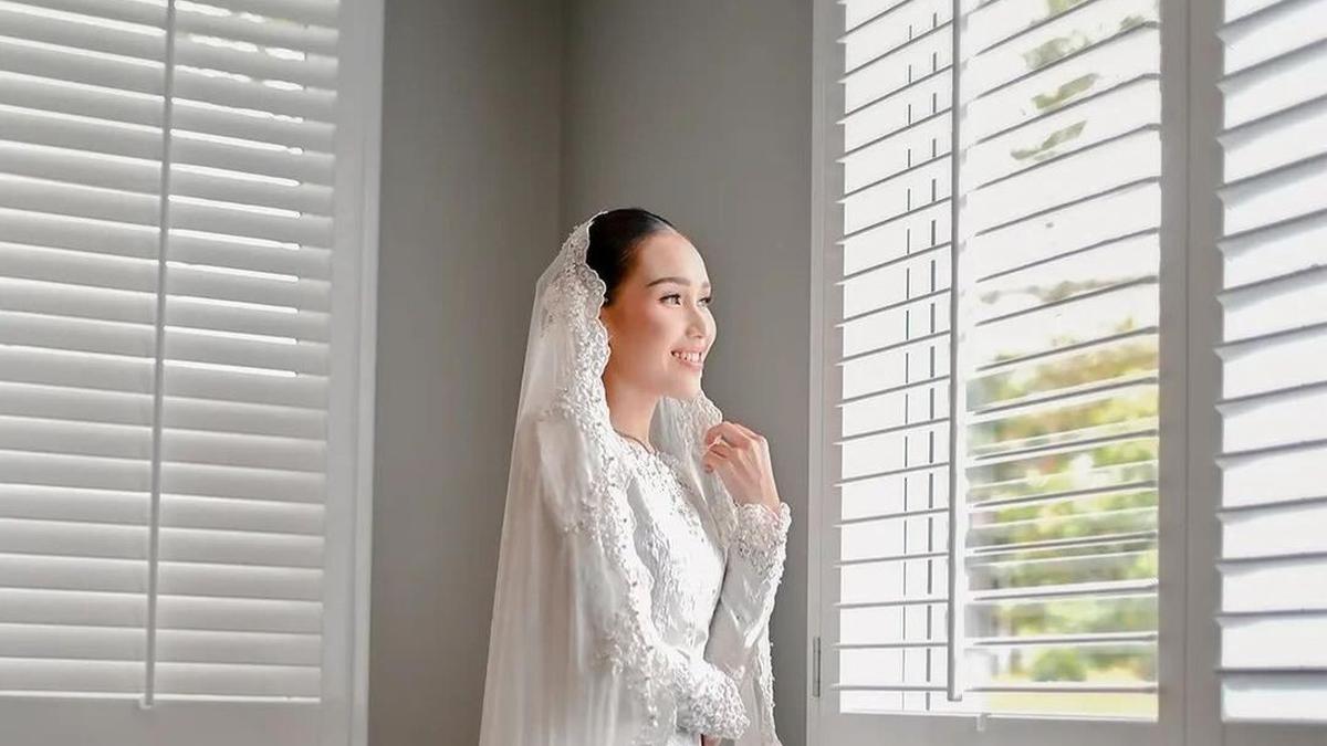 Ayu Ting Ting Tampil Memukau dengan Gaya Rambut Long Layer Haircut, Pujian Membanjir