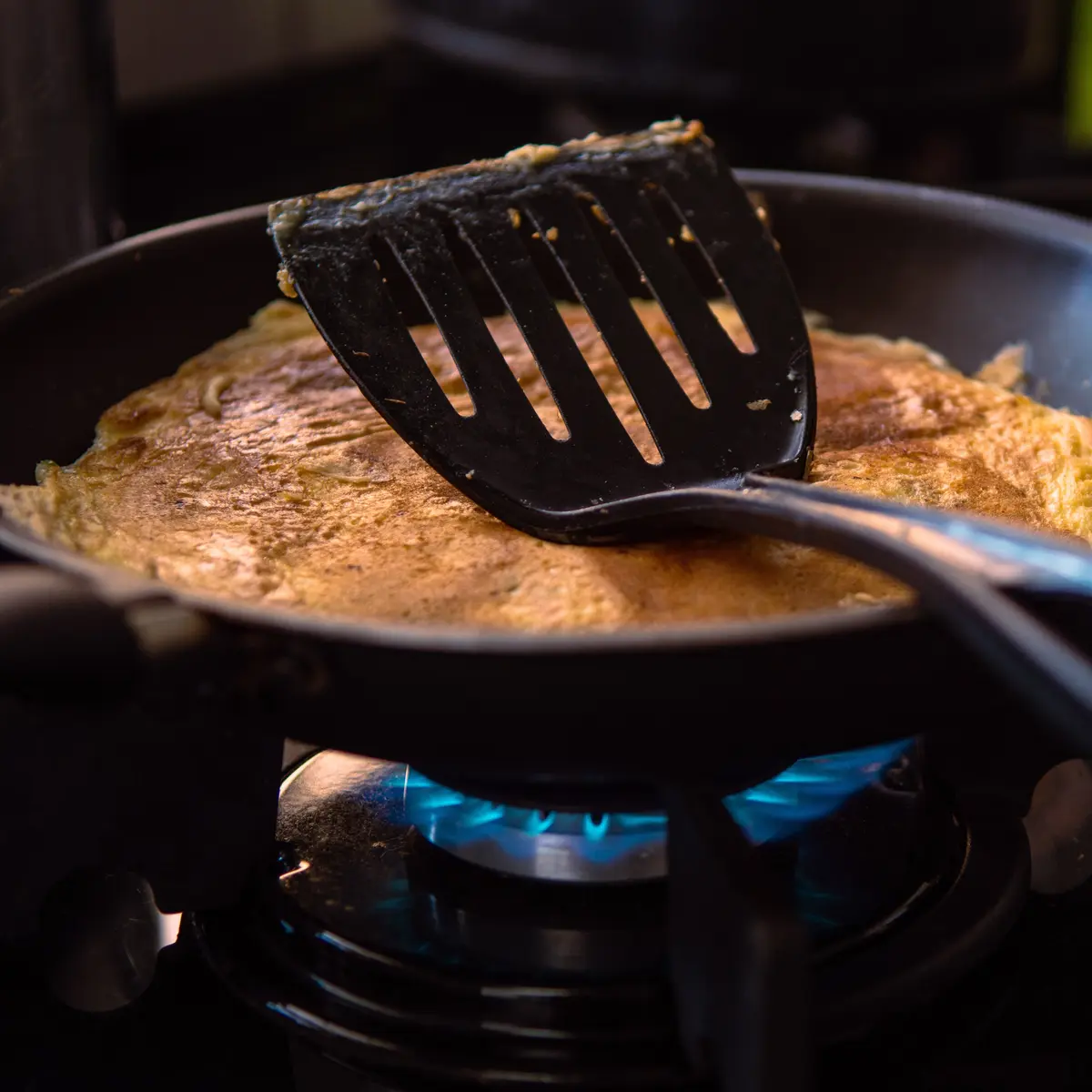 Tips Agar Permukaan Teflon Tidak Mudah Terkelupas - Lifestyle Fimela.com