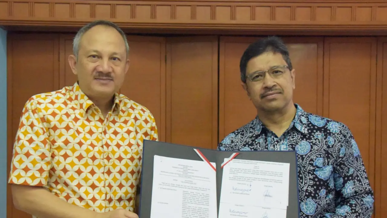 Pemprov Jabar Gandeng PT Pos Logistik Indonesia Distribusikan Sejuta Masker