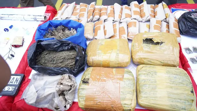 Barang Bukti Narkotika Hasil Penggerebekan di Kampung Bahari, Jakarta Utara.