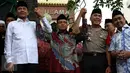 PBNU dan Polri menggelar acara Sarapan Pagi dan Silaturahmi di Kantor PBNU, Jakarta, Minggu (27/11). Kapolri dan PBNU mengajak masyarakat untuk memerangi paham radikal. (Liputan6.com/Johan Tallo)