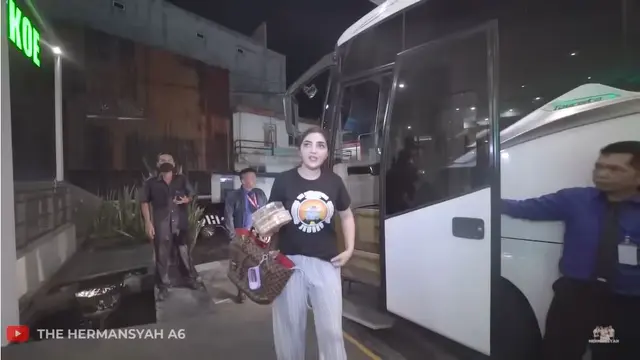 7 Momen Keluarga Anang Hermansyah dan Ashanty Mudik ke Jember, Perdana Ajak Ameena