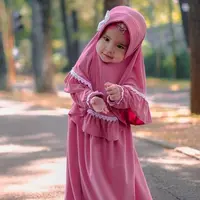 Kisah sukses bisnis busana muslim anak yang terinspirasi edukasi nilai baik (Khaireen)