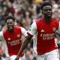 Bukayo Saka. Sayap kanan Inggris berusia 20 tahun yang memperkuat Arsenal sejak awal musim 2019/2020 usai dipromosikan dari tim U-23 ini mampu mencetak 11 gol dan 7 assist dari 38 laga di Liga Inggris selama musim 2021/2022. Dengan raihan tersebut, pemilik jersey bernomor punggung 7 ini sekaligus menjadi top skor klub mengalahkan Emile Smith Rowe dan Martin Odegaard yang masing-masing mencetak 10 dan 7 gol di Liga Inggris. (AFP/IKImages/Ian Kington)