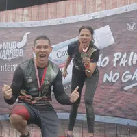 Event Counterpain Mud Warrior 2017 di Sentul City memberikan pengalamn unik buat Andrea Dian dan Bimo.