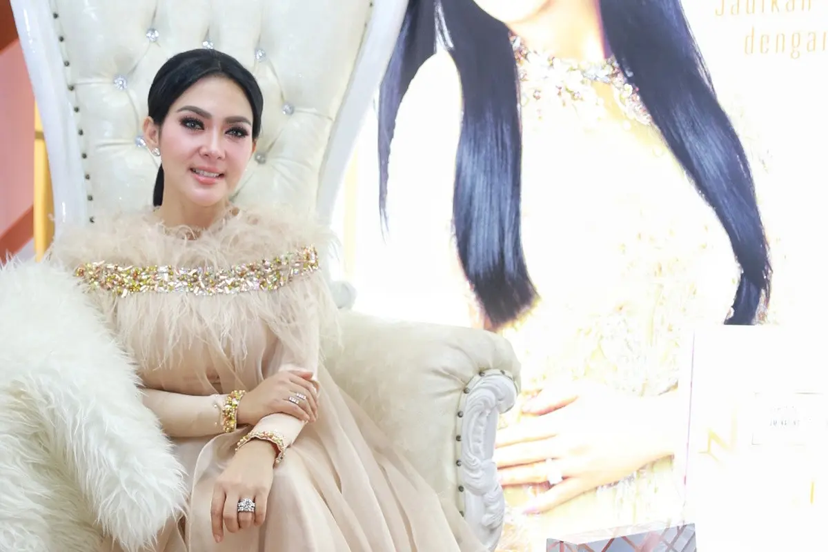 [Bintang] Syahrini