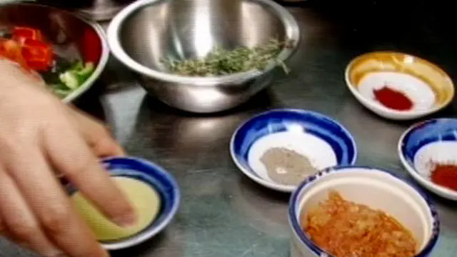 Lezatnya Nasi Kuning ala Spanyol di Restoran Jakarta