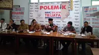 Ketua Umum Asosiasi Media Siber Indonesia (AMSI), Wenseslaus Manggut (pojok kanan). (Merdeka.com/Muhammad Genantan Saputra)